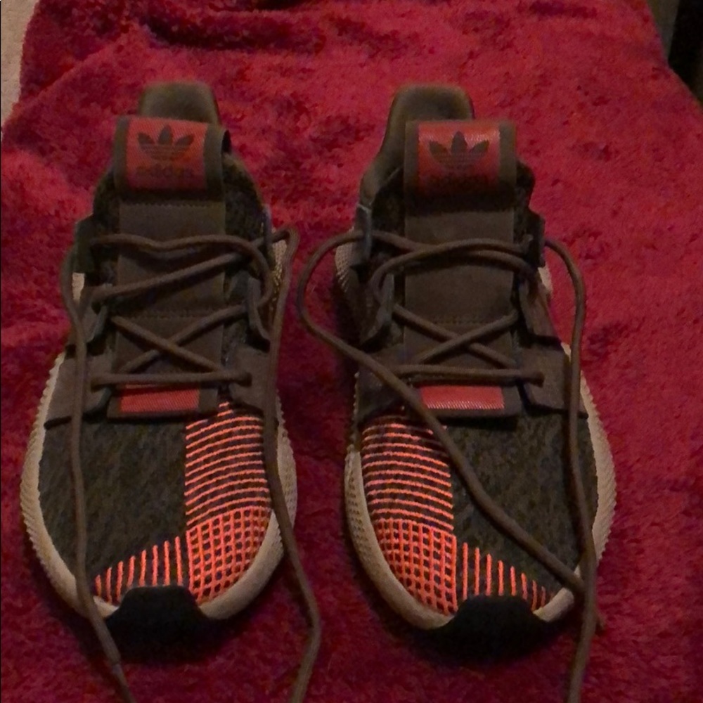 Boys adidas size 6